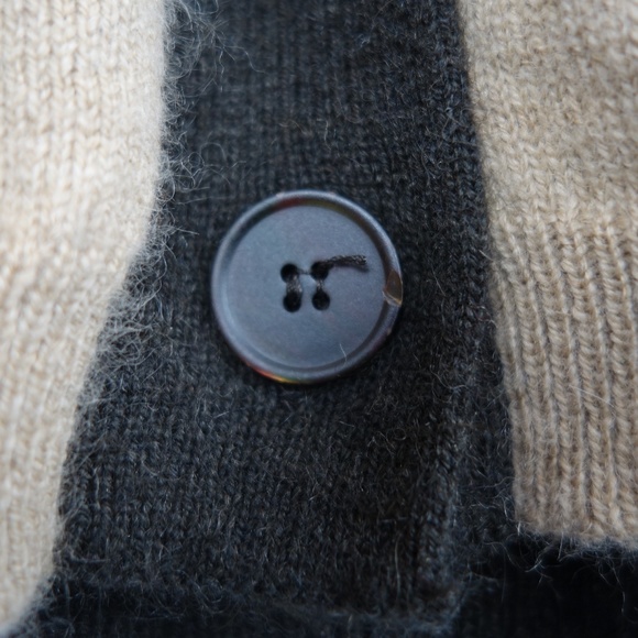 MaxMara Wool & Angora Rabbit Hair Cardigan Sweater Made In Italy, Size Medium - Picture 5 of 9